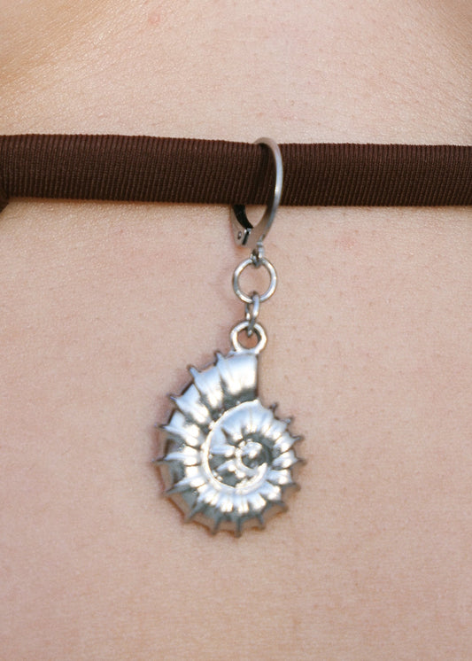 Concha Bikini Charm - Silver