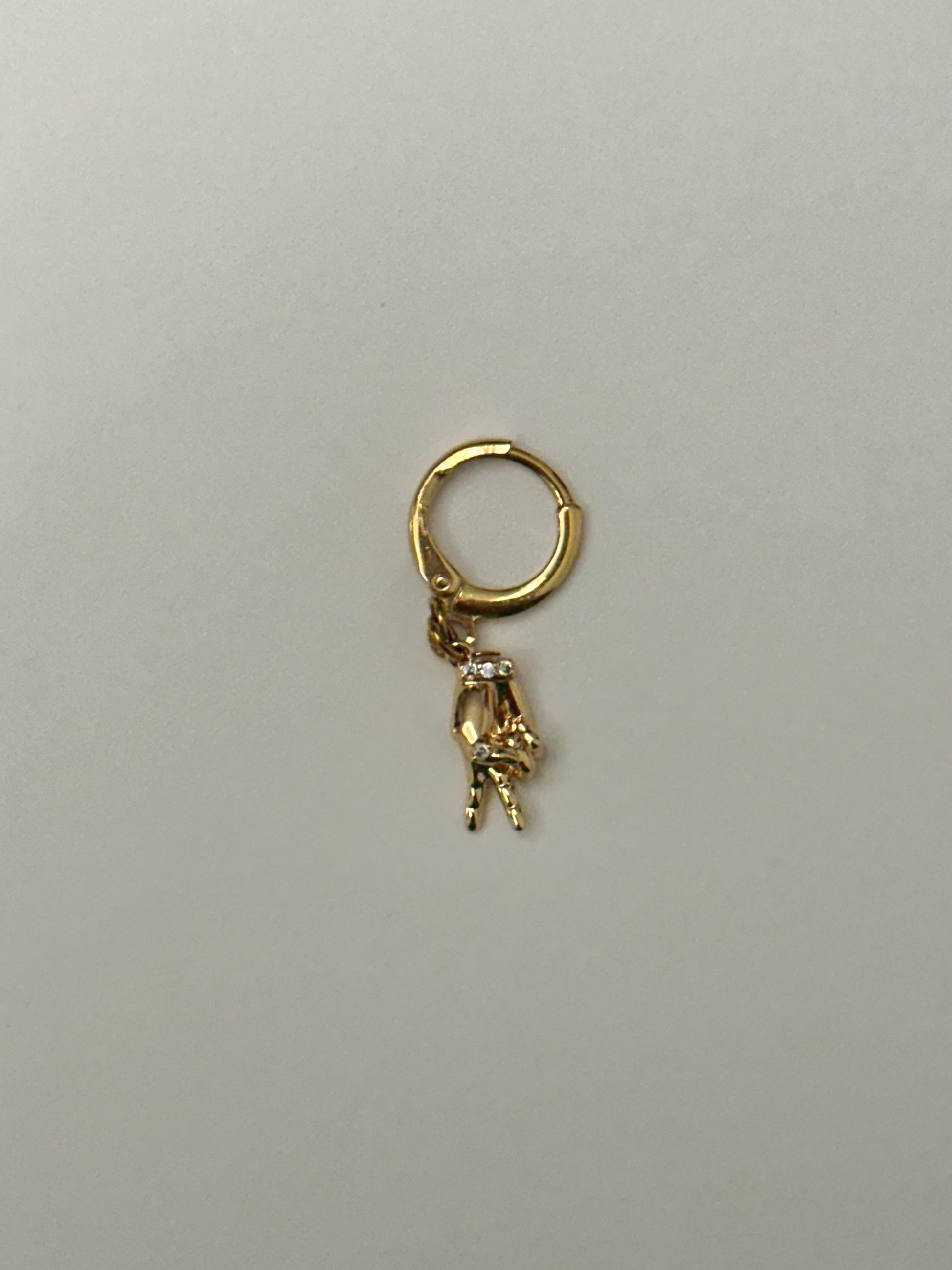 Harmonia Bikini Charm by Laola, a fun accessory to personalise your swimwear - peace symbol with the hands
